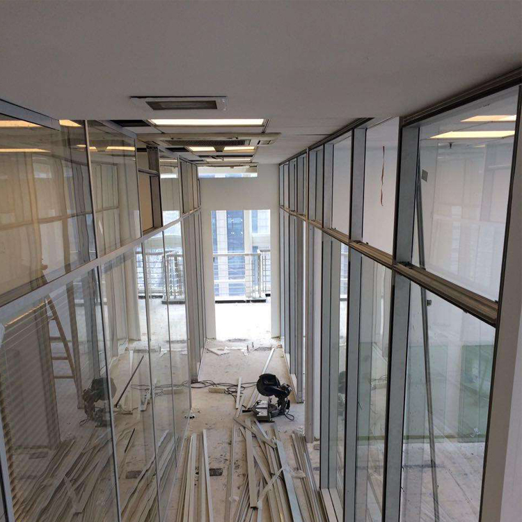 辦公室裝修翻新需要注意的問(wèn)題(圖2) 辦公室裝修翻新需要注意的問(wèn)題(圖2)