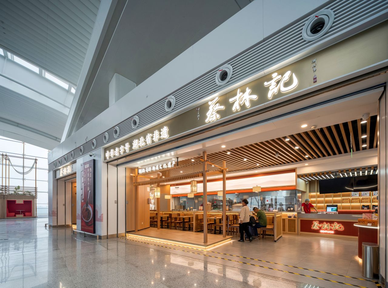 武漢天河機(jī)場(chǎng)T2航站第五標(biāo)段精裝修項(xiàng)目(圖8) 武漢天河機(jī)場(chǎng)T2航站第五標(biāo)段精裝修項(xiàng)目(圖8)